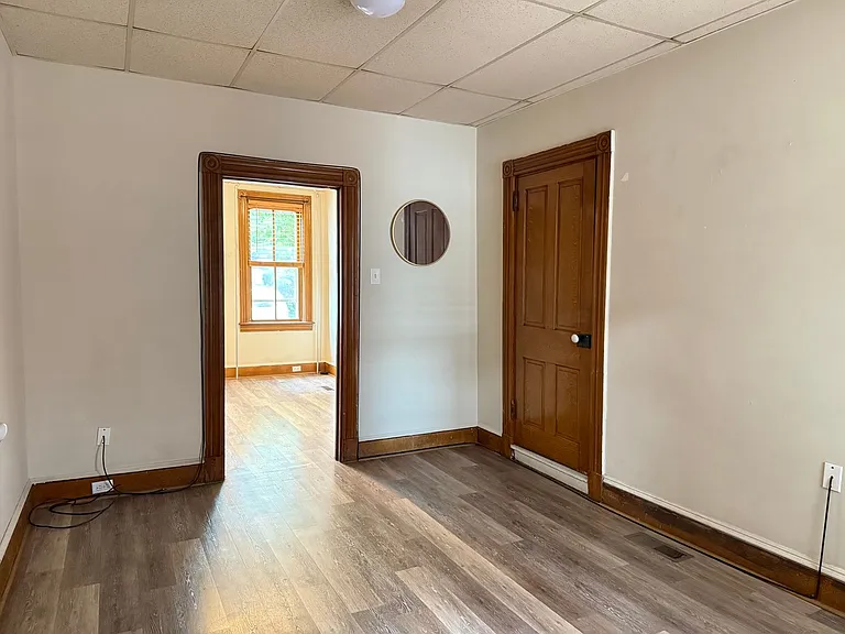 501-503 E. Chestnut St. — Photo 6
