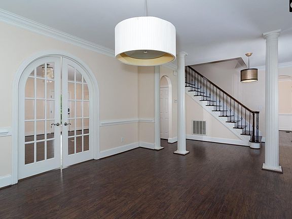 5th image of 169 Williamstown Way