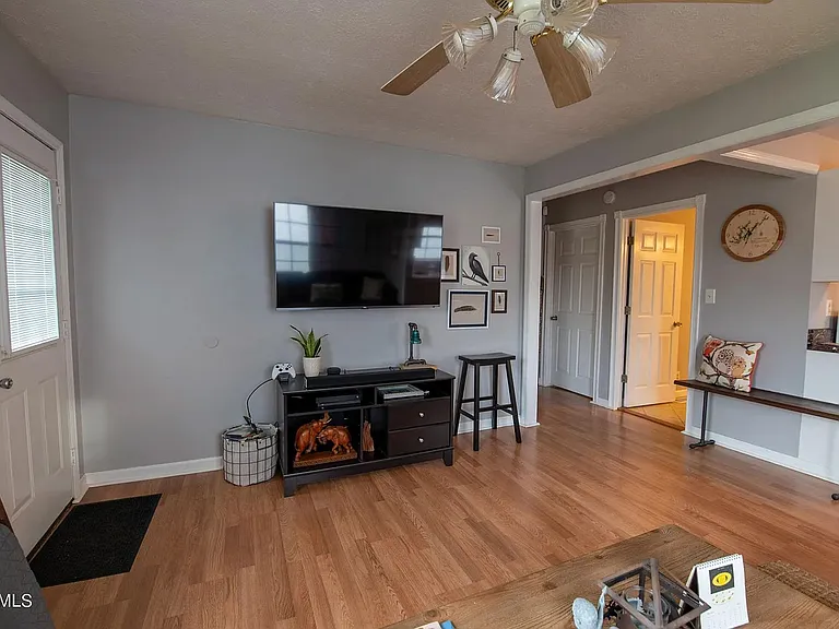 1133 Fair Dr — Photo 25