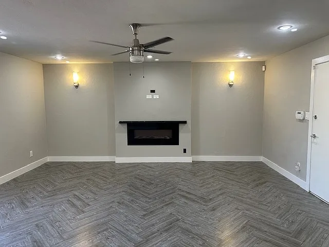 1416 E Del Rio Dr — Photo 5