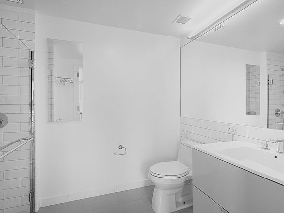 5th image of 400 W 113th St APT 1610