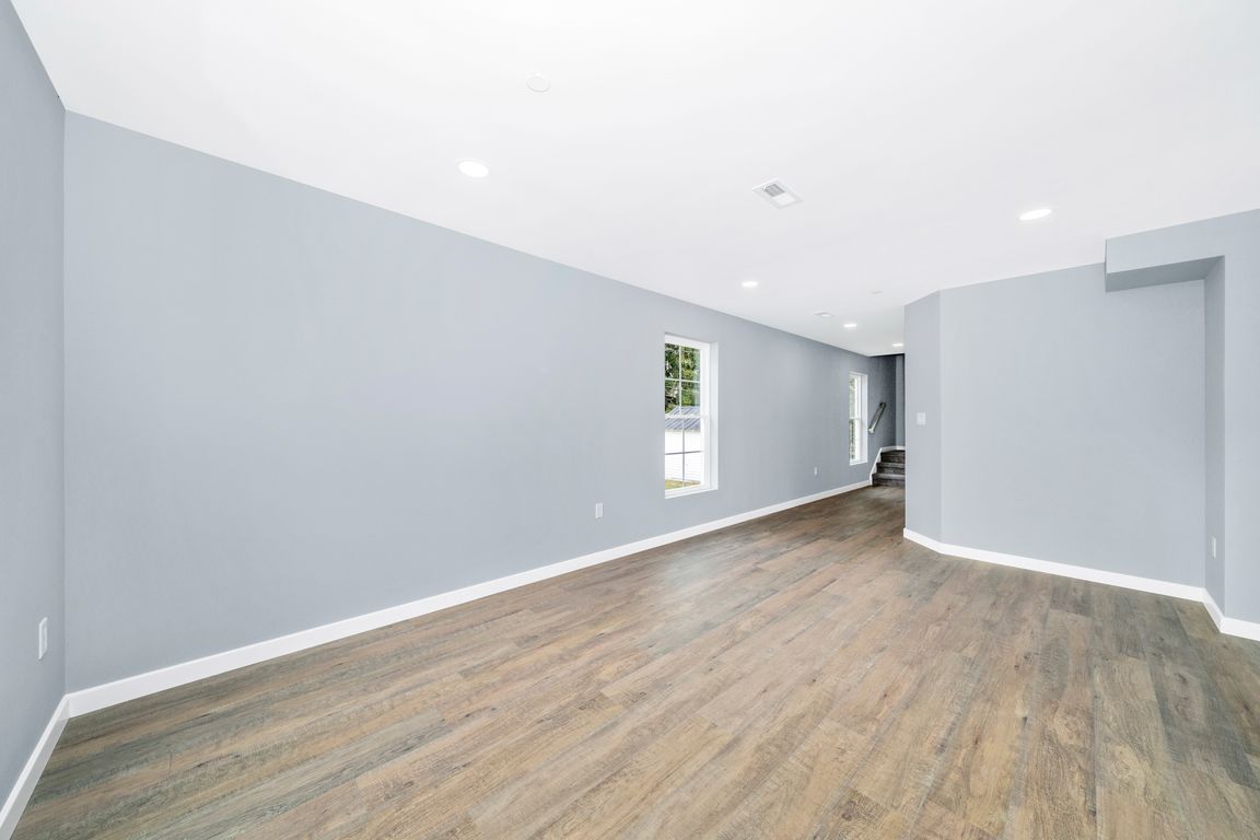 next background image