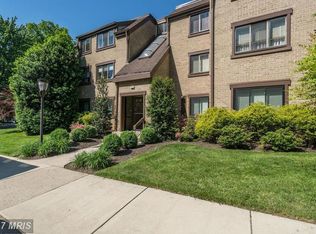 1621 Parkcrest Cir, Reston, VA 20190