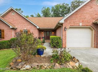 1601 Northfield Dr, Maryville, TN 37804