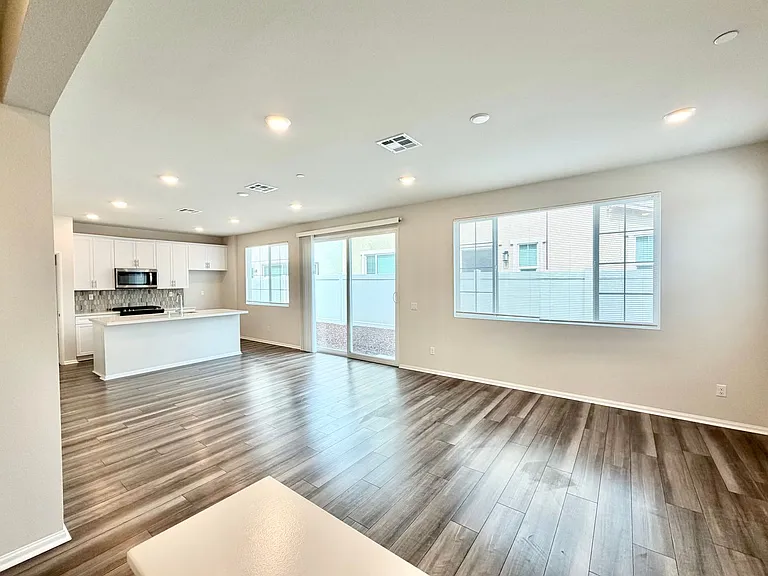 40617 Birchfield Dr — Photo 6