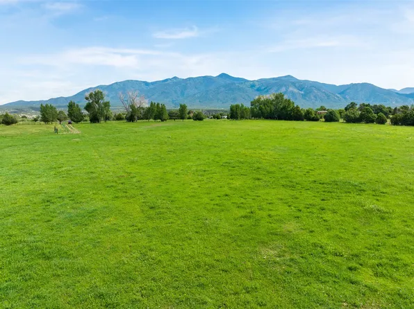 272 Rim Rd, Valdez, NM 87580