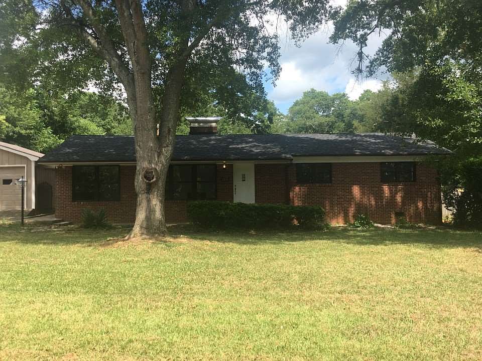 1st image of 3101 Longbow Dr