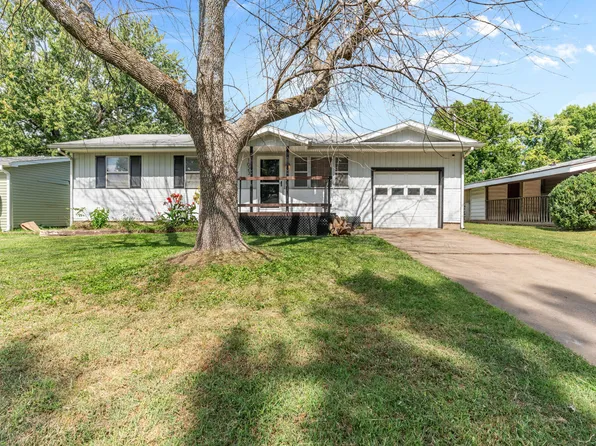 1023 E Mcclernon Street, Springfield, MO 65803