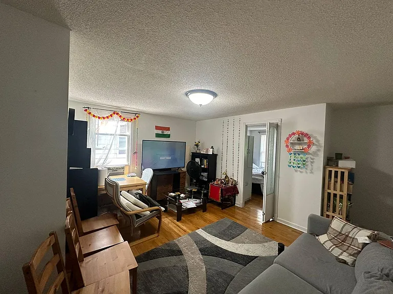 92 Edwards St #7 — Photo 3