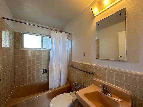 5th image of 1310 Clayton St APT 14