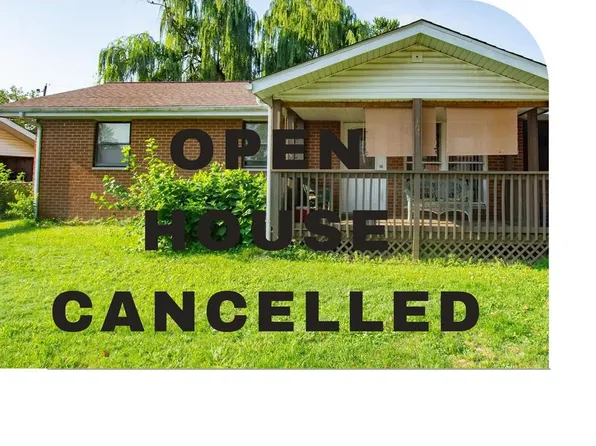 10 Fontainebleau Dr, Granite City, IL 62040