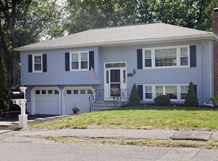 14 Towle Rd, Walpole, MA 02081