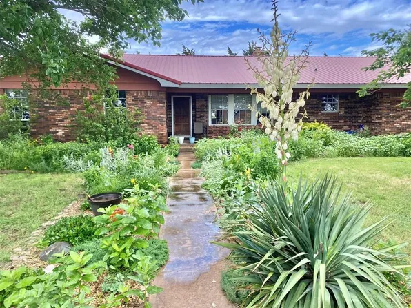 20039 E County Road 169, Olustee, OK 73560