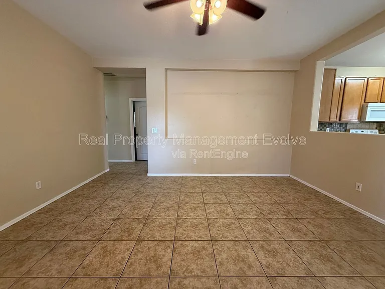 9559 W Monte Vista Rd — Photo 4