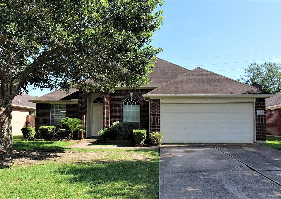 1st image of 8320 Spinnaker Bay Ln