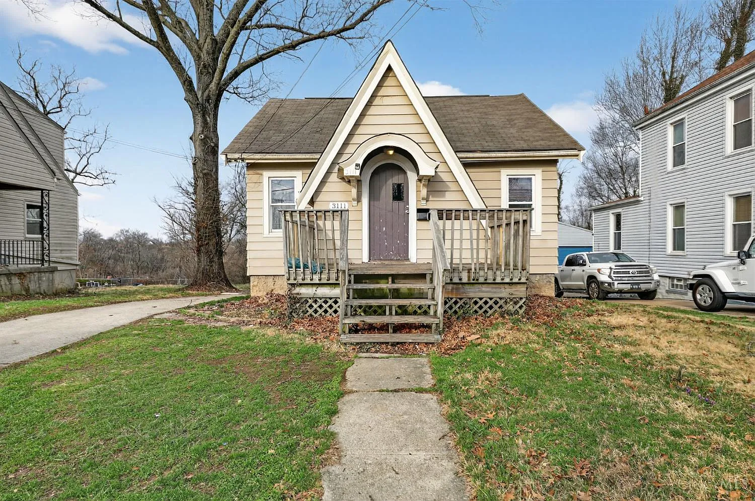 3111 Cavanaugh Ave photo 1