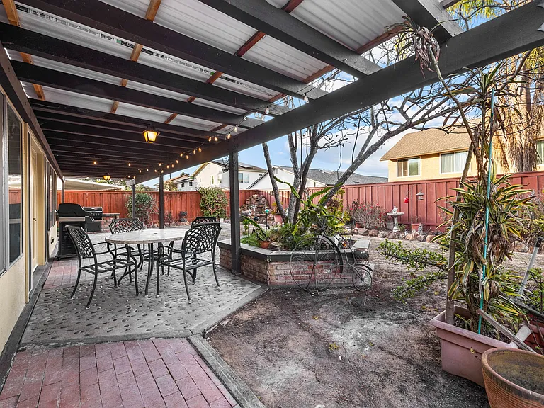 8916 Capricorn Way — Photo 97