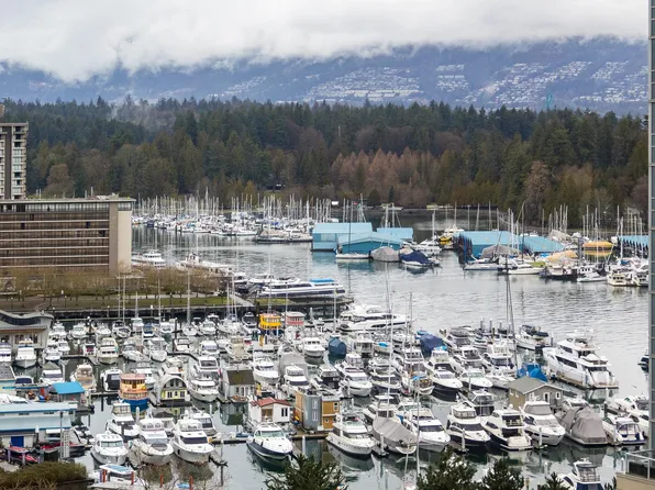 1228 Hastings St W #1401, Vancouver, BC V6E 4S6