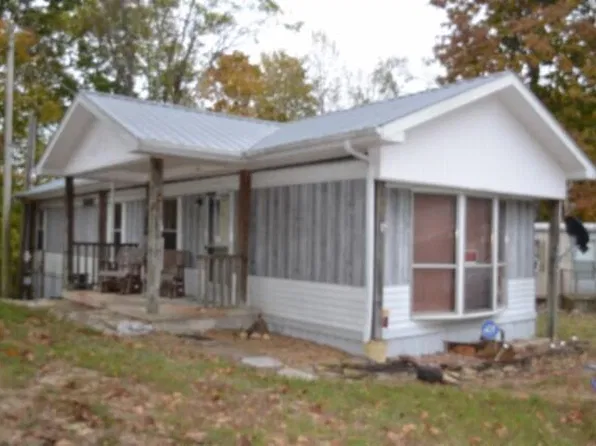 95 Cummins Ct, Celina, TN 38551