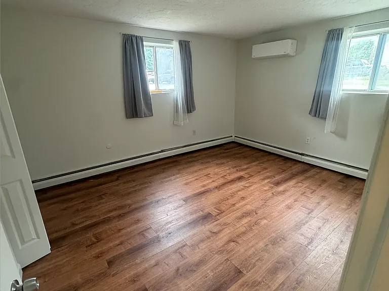 196 Commercial St #309 — Photo 9