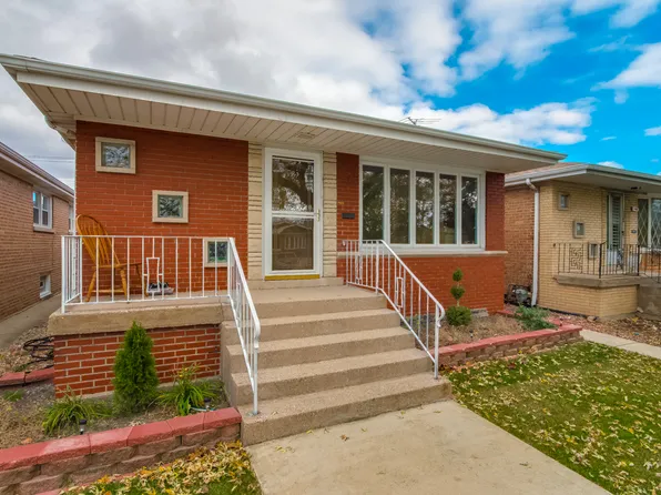 7052 W 63rd Pl, Chicago, IL 60638