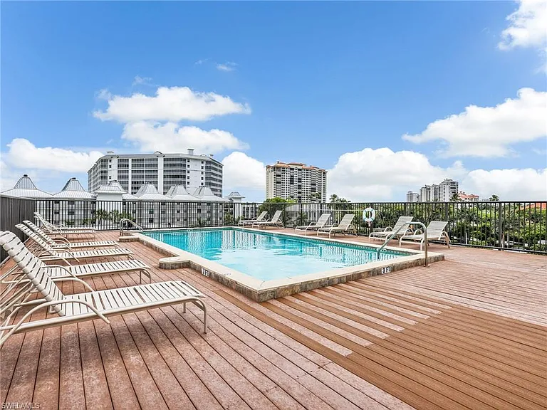 260 Southbay Dr #107 — Photo 27