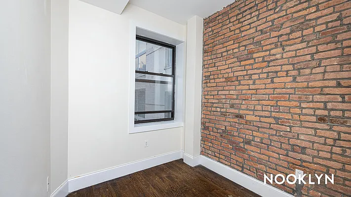 Rented by Nooklyn NYC LLC | media 9