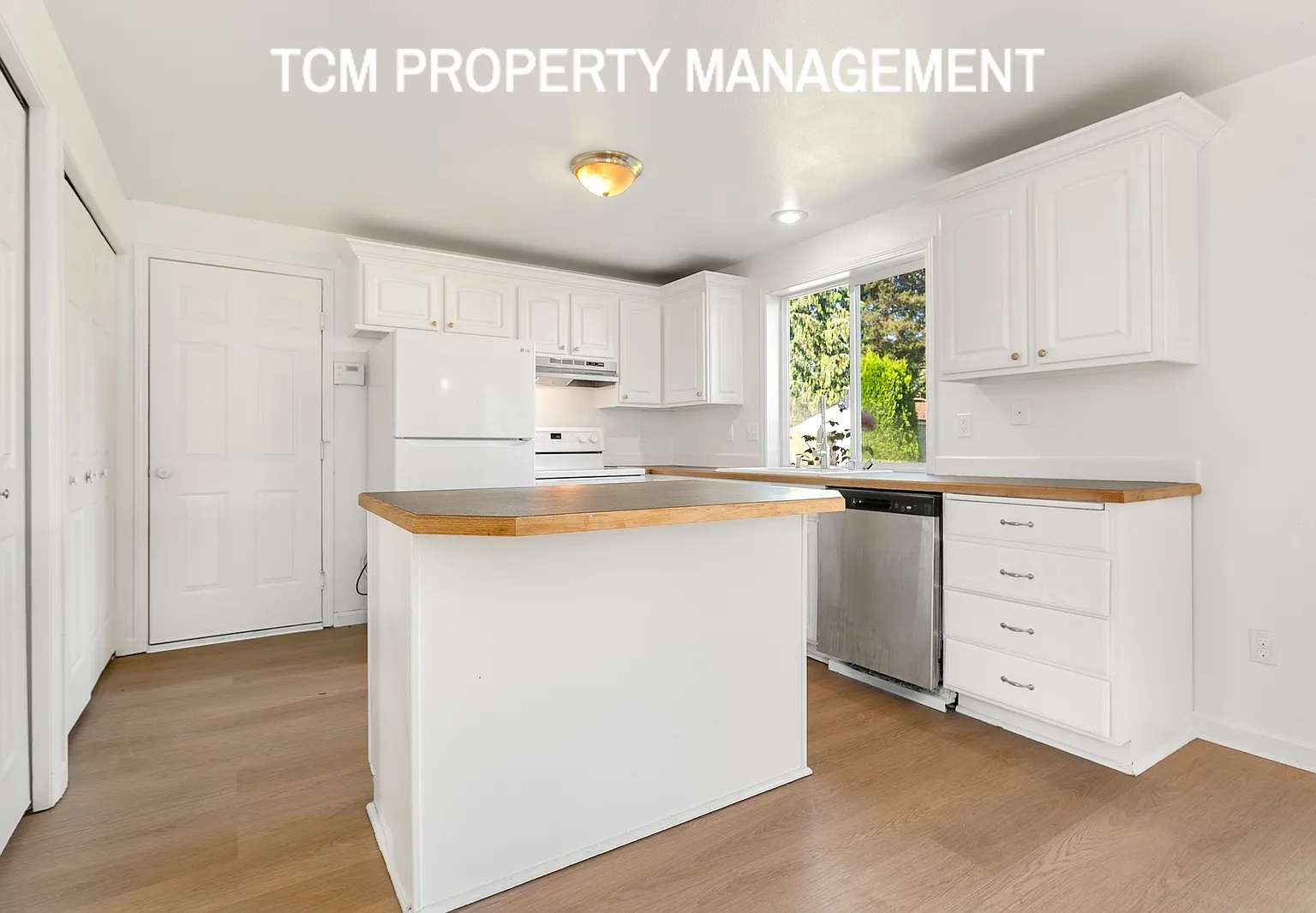 3 bed, 2.5 bath, 1640 sqft, $2,600 — Photo 3