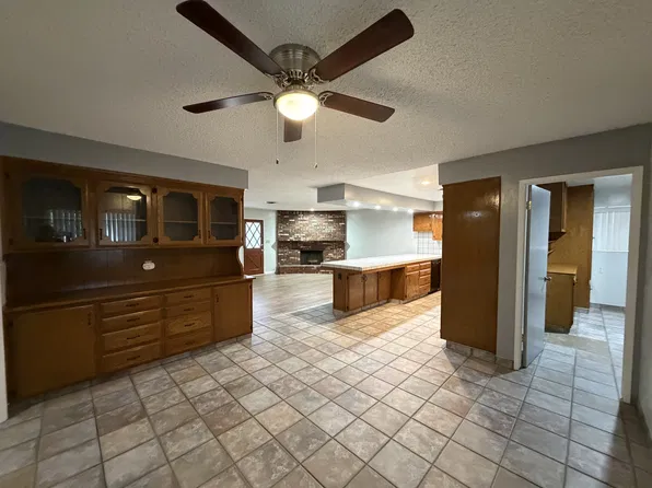 7703 Sproat Way, Bakersfield, CA 93309