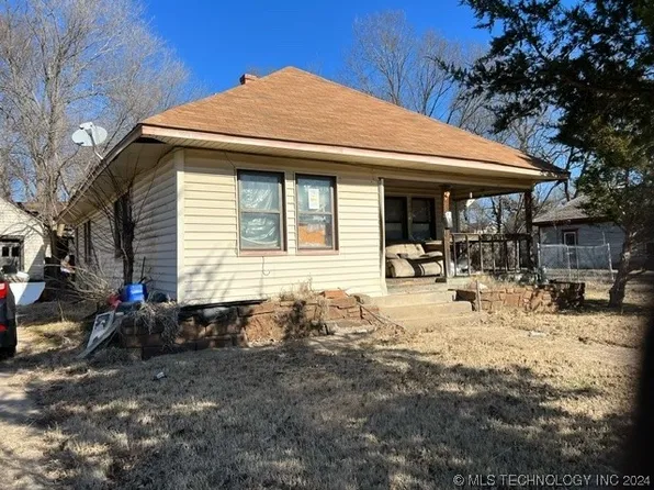 409 E 10th St, Pawhuska, OK 74056