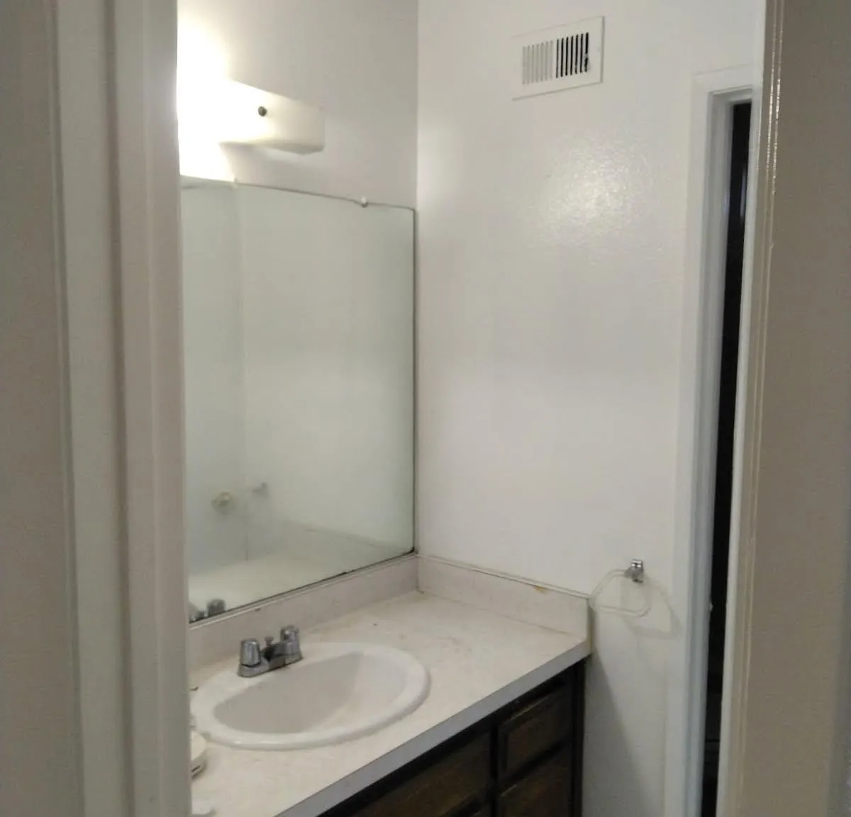 2 bed, 1080 sqft, $2,350 — Photo 1