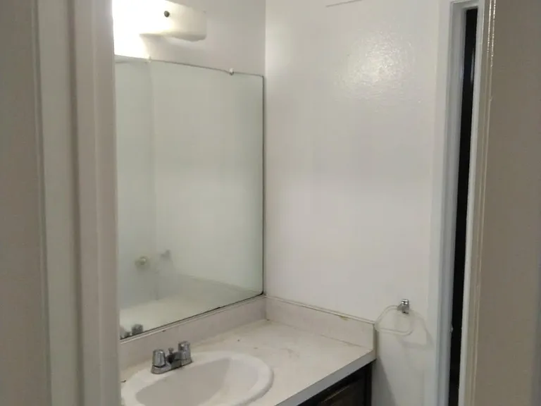 15137 Gundry Ave #B — Photo 1