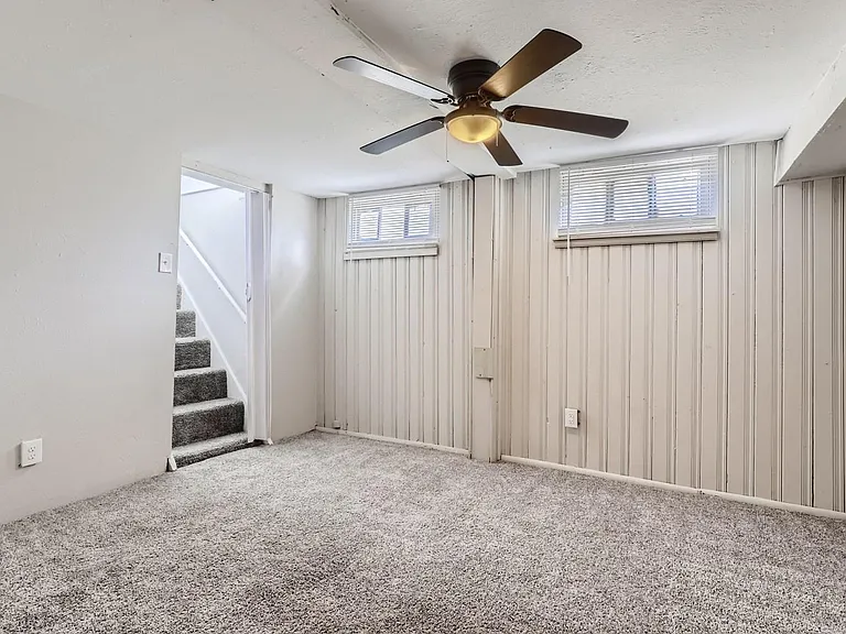 1446 N Valentia St — Photo 10
