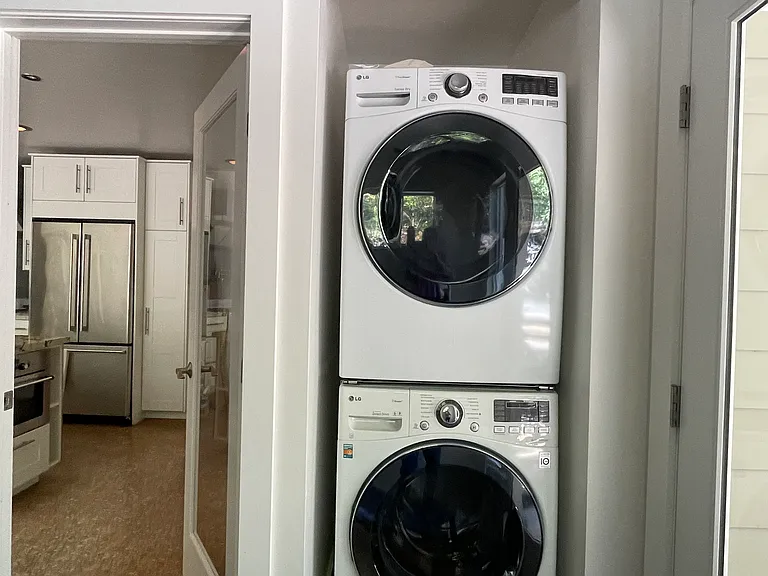 Tully Pl — Photo 11