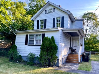 416 S 1st Ave, Highland Park, NJ, 08904