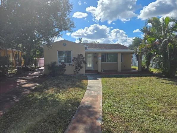 2722 Pierce St, Hollywood, FL 33020