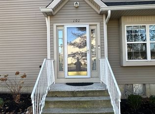 101 Coventry Way, Mount Laurel, NJ 08054