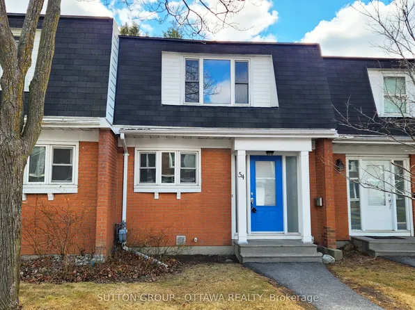 920 Dynes Rd #54, Ottawa, ON K2C 0G8
