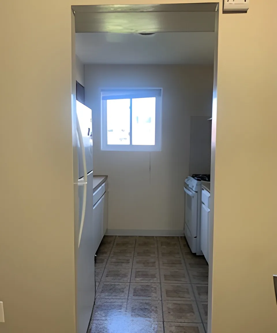 2 bed, 930 sqft, $1,800 — Photo 4