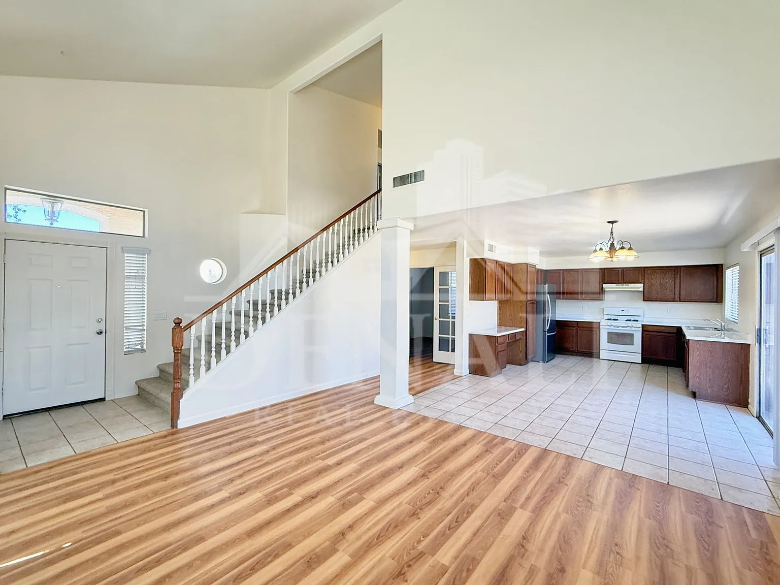 4 bed, 3.0 bath, 1790 sqft, $2,125 — Photo 4