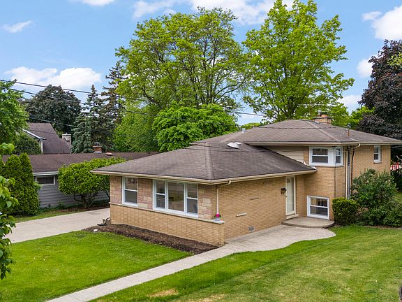 2nd image of 1134 N Dunton Ave