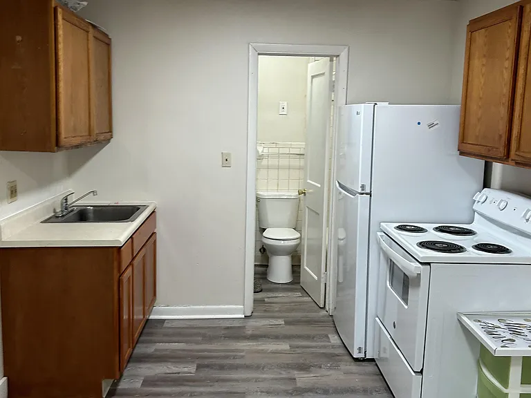 1206 Union St #H — Photo 1
