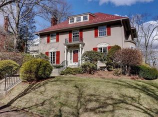 106 Freeman Pkwy, Providence, RI 02906