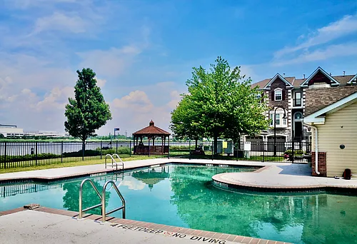 64 Mallard Pl Photo 1