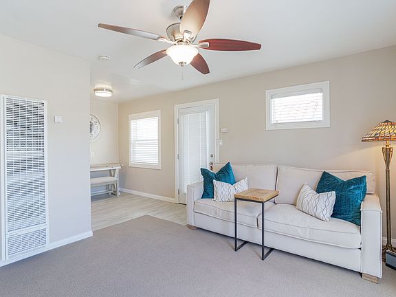 4th image of 1633 E Balboa Blvd #C