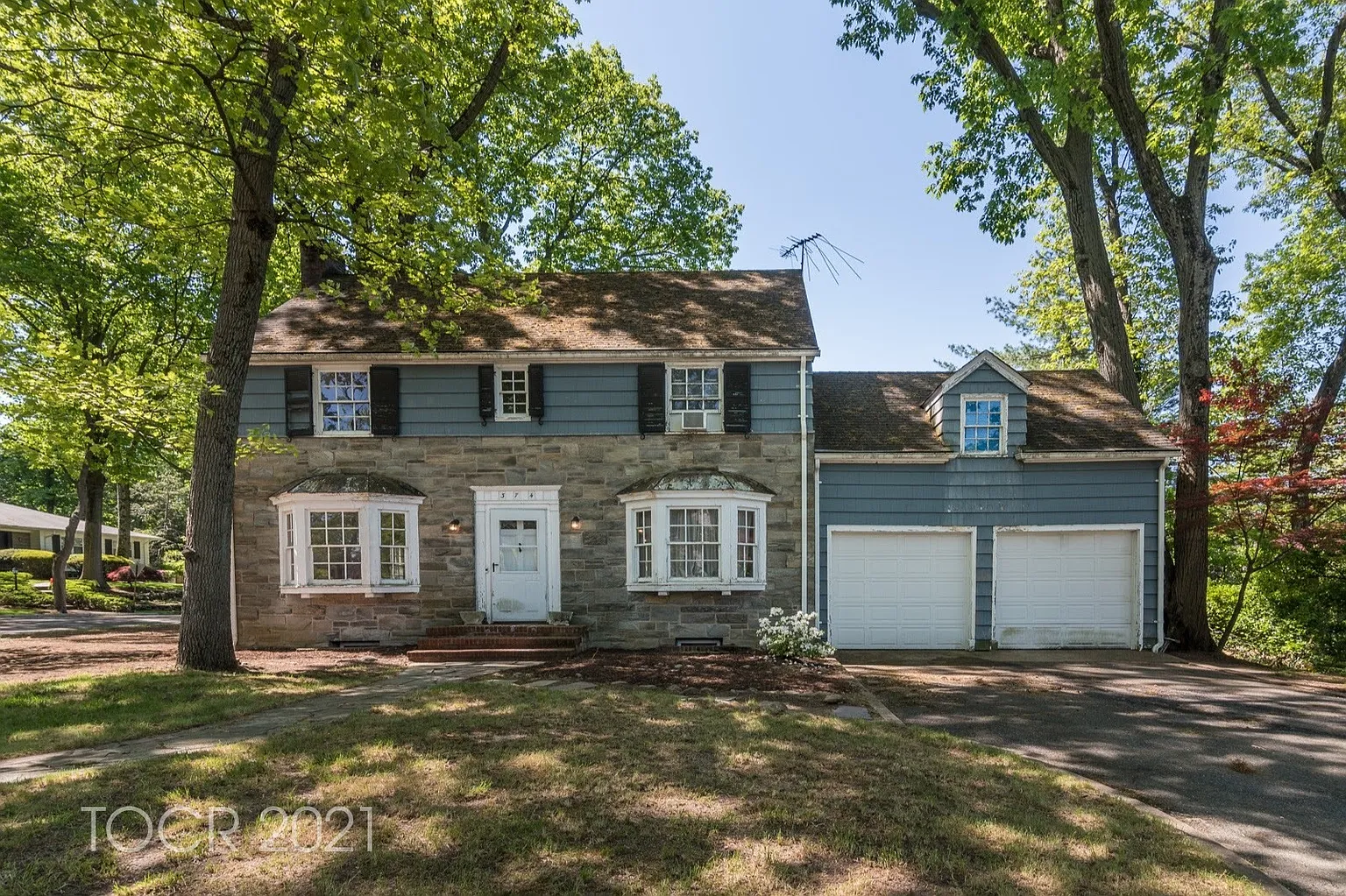 374 Hamilton Rd photo 1