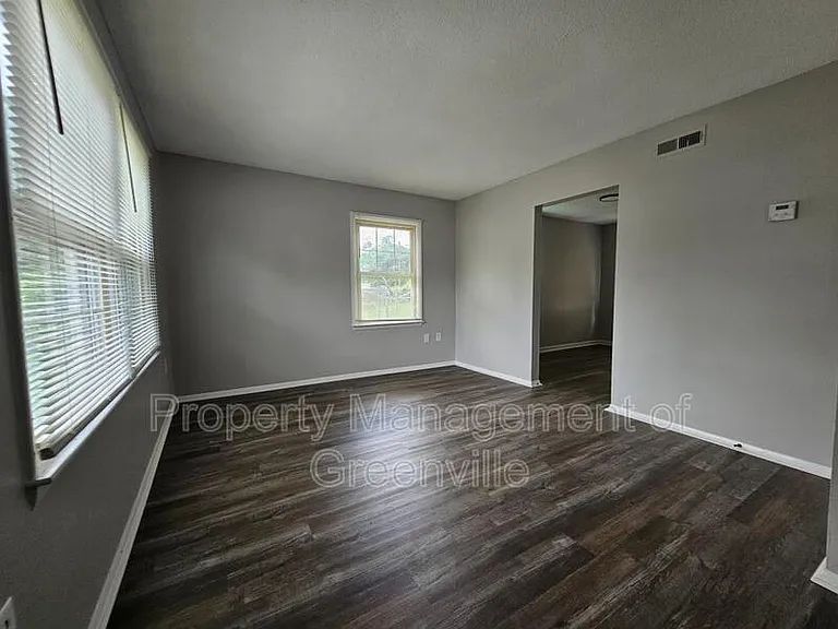 6526 White Horse Rd #9A — Photo 11