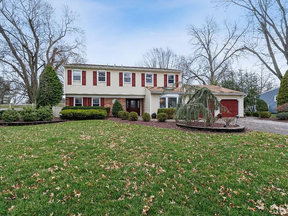 135 Sunnybrook Dr, Freehold, NJ 07728 Zillow