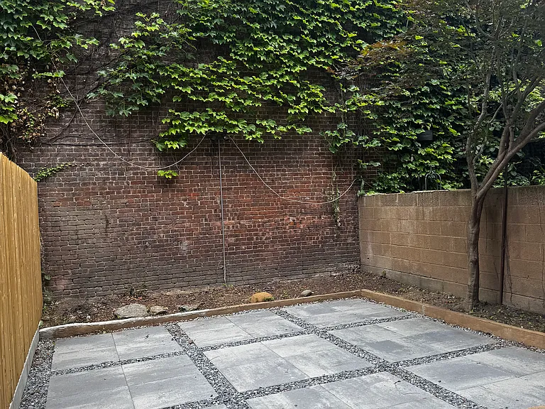 269 Alexander Ave #1B — Photo 39