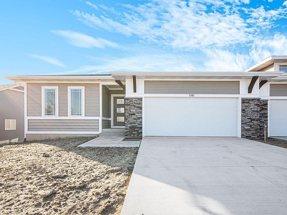 1st image of 3382 Eagle Pass Dr #77